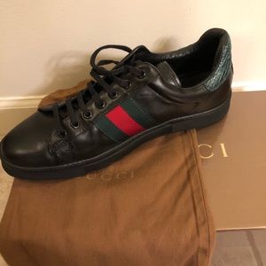 Classic Gucci sneakers
